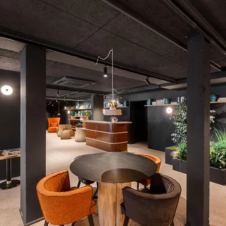 L'adresse - Entierement Renove 4*